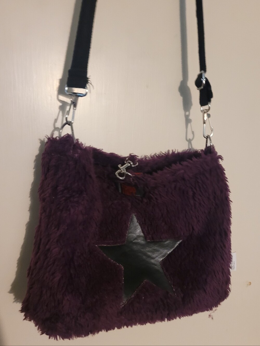 Tripp NYC Vintage Purple Star Faux-Fur Crossbody Bag Reveridable HTF Y2K - Picture 11 of 11